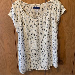 🌸 3/$20 Simply Styled Floral Tank